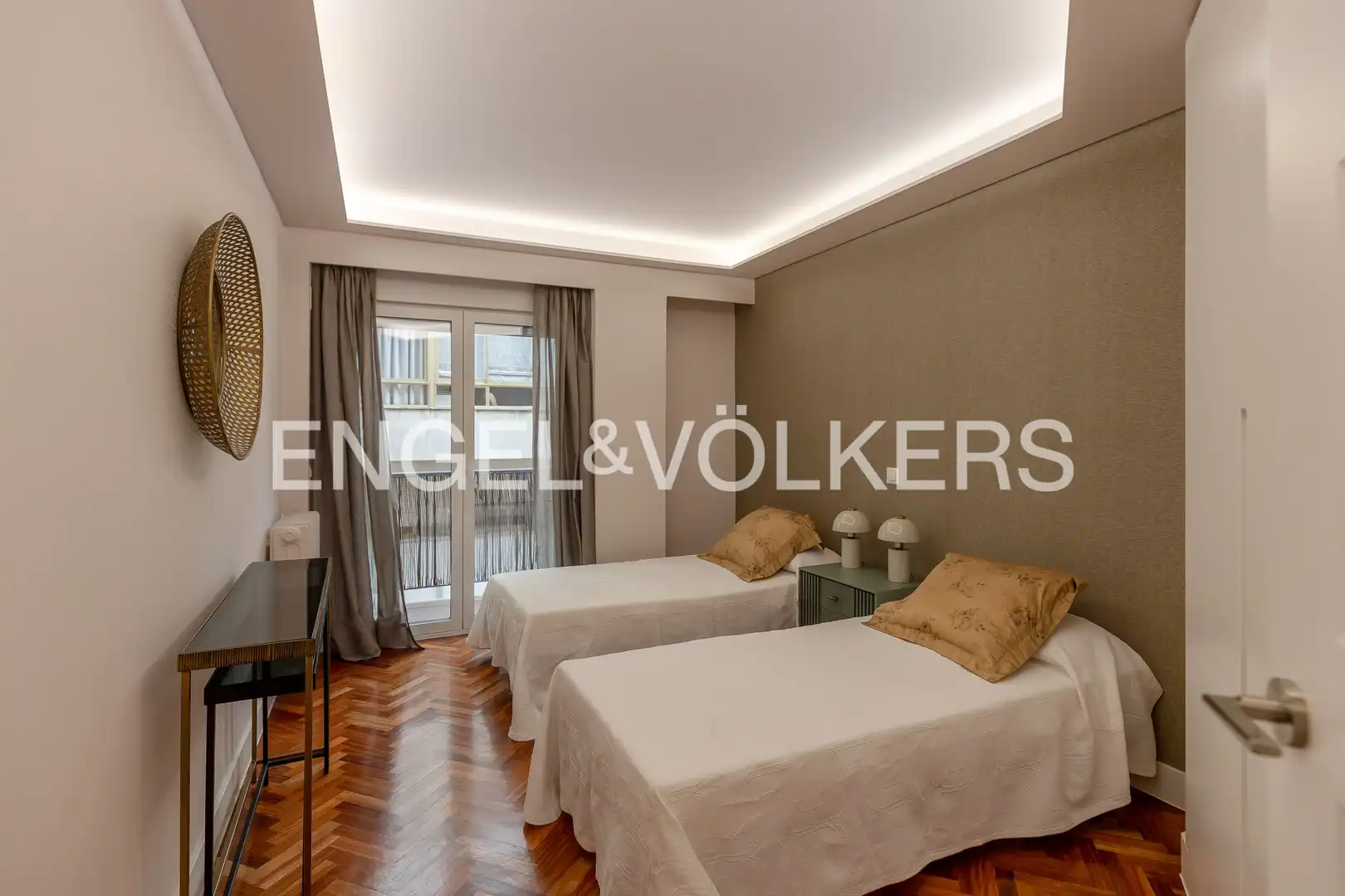Schlafzimmer von Wohnung zum Verkauf in Madrid mit Klimaanlage, Heizung und Parkett