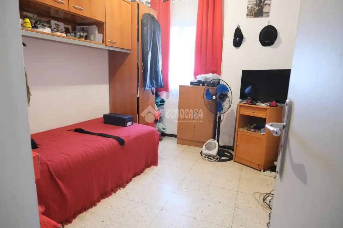 Habitación de Piso en venta en Sevilla