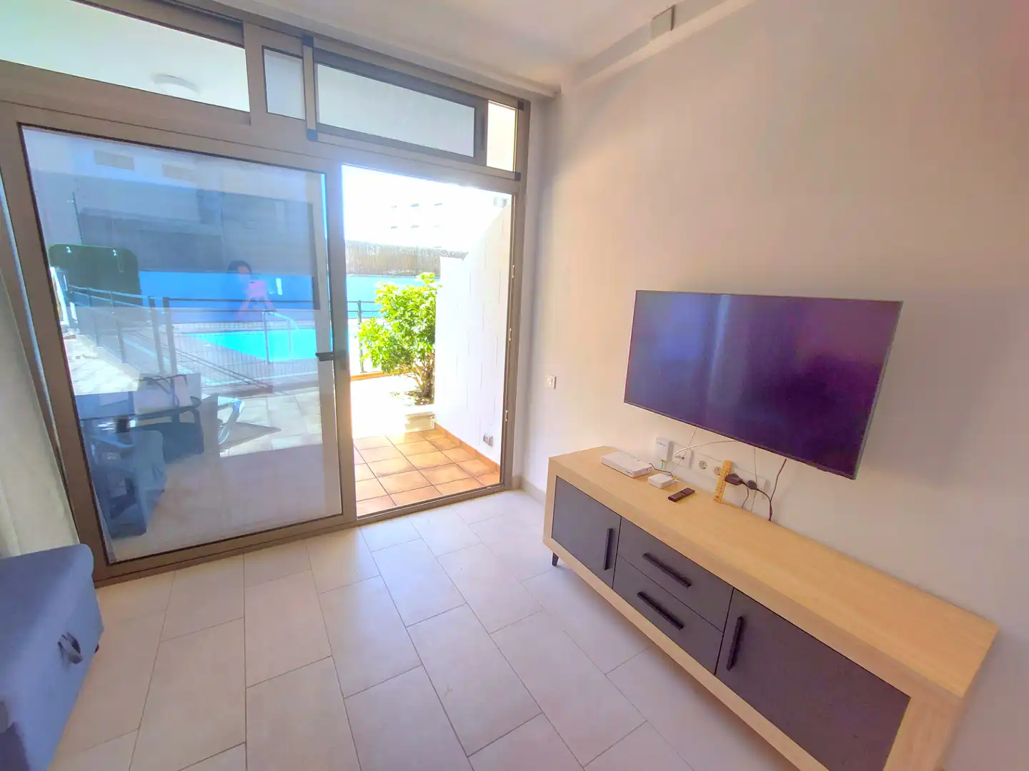 Sala de estar de Apartamento de alquiler en San Bartolomé de Tirajana con Aire acondicionado, Amueblado y Lavadora