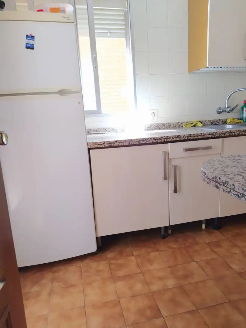 Piso de alquiler en JESUS RINCON JIMENEZ, Maria Auxiliadora - Barriada de Llera
