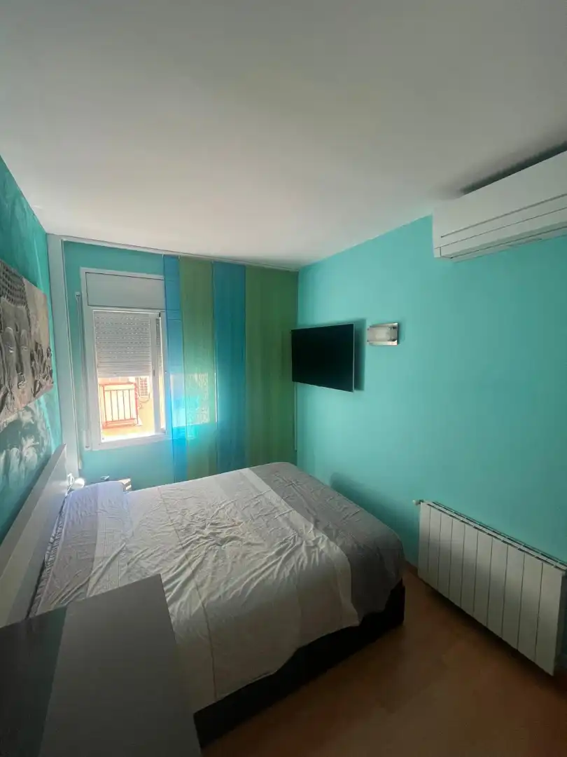 Schlafzimmer von Wohnung zum Verkauf in L'Hospitalet de Llobregat mit Klimaanlage, Heizung und Parkett