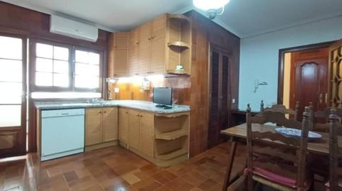 Foto 2 de Piso de alquiler en Plaza Castelar - Mercado Central, Elda