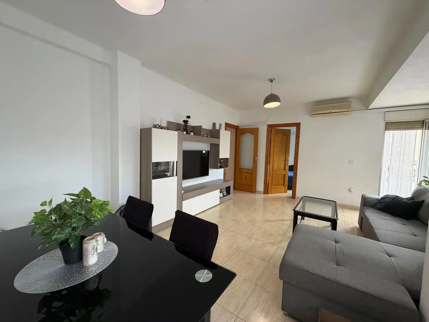 Piso con balcón en venta en Garbinet - Vistahermosa, imagen 3