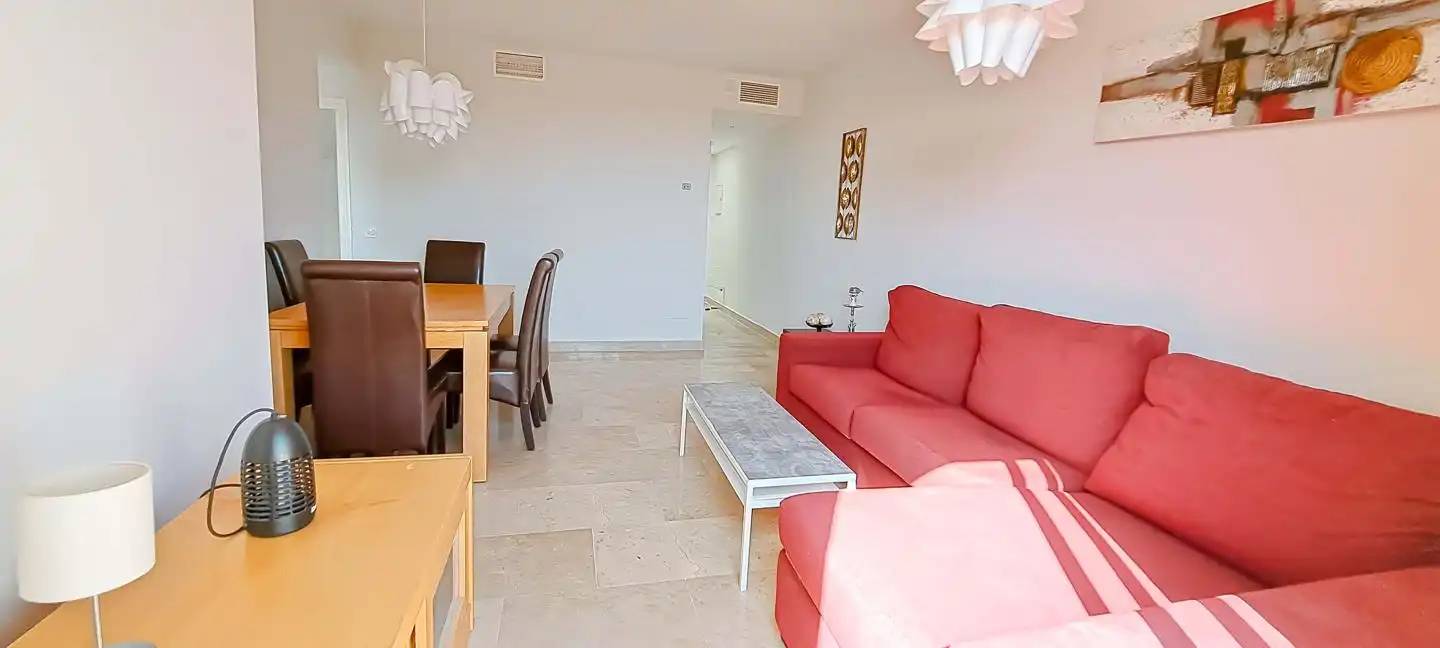 Attic for rent in La Duquesa