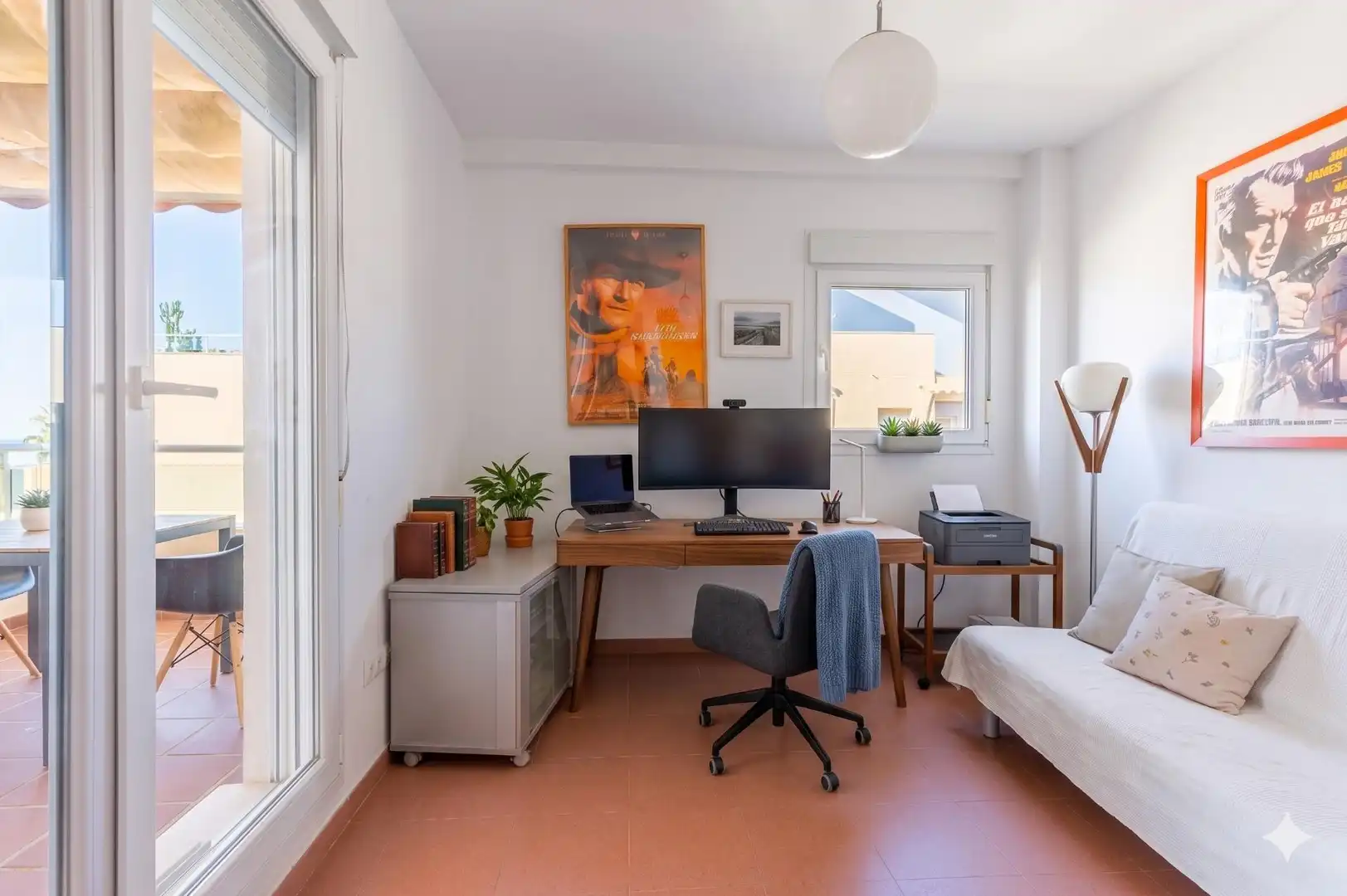 Sala de estar de Ático en venta en El Ejido con Aire acondicionado, Calefacción y Jardín privado