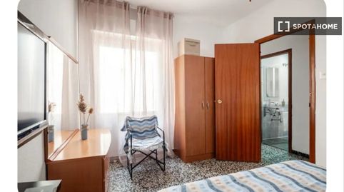 Foto 3 de Habitació a La Serranica - Sagrado Corazón, Aspe