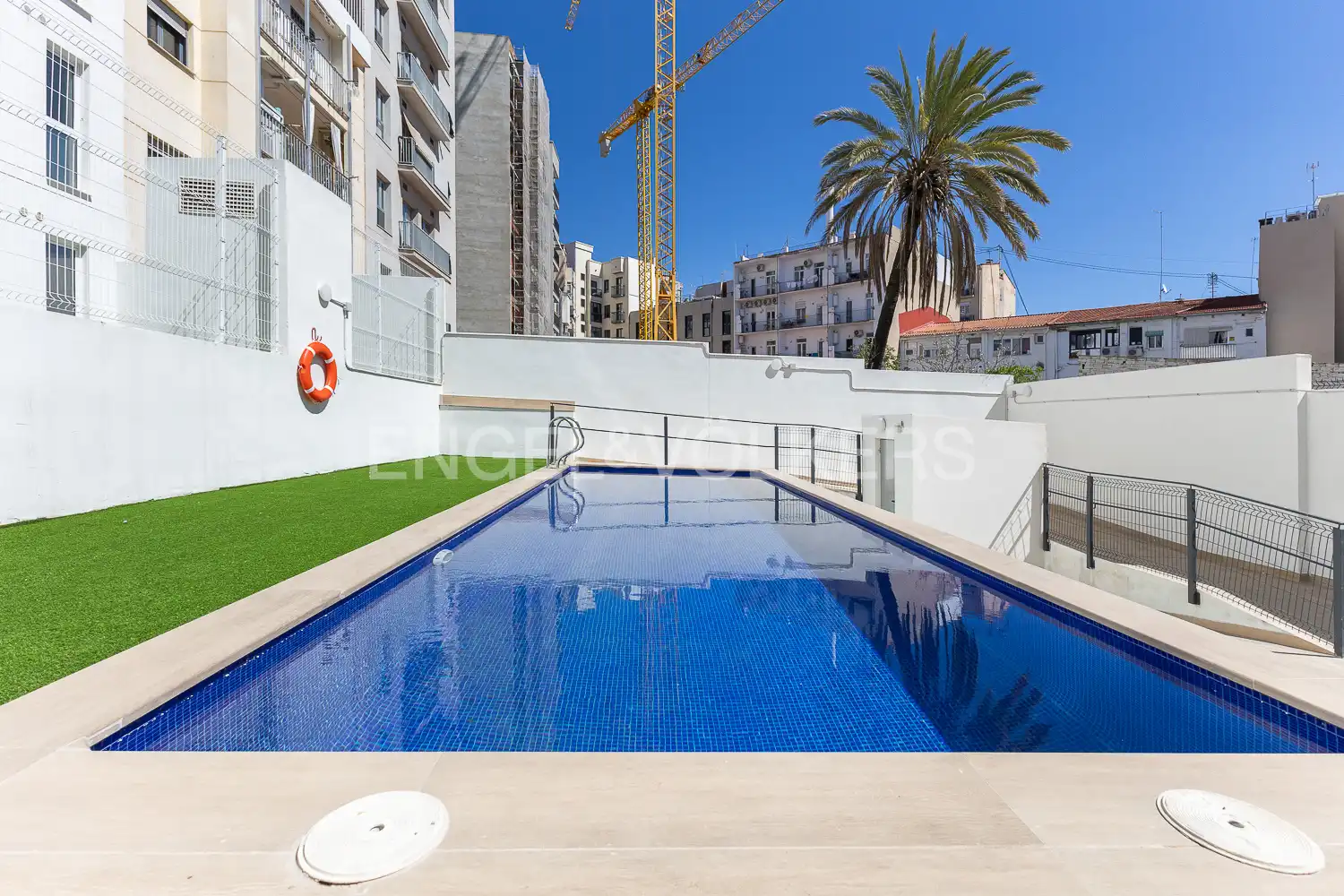 Piscina de Piso de alquiler en Valencia con Aire acondicionado, Calefacción y Parquet