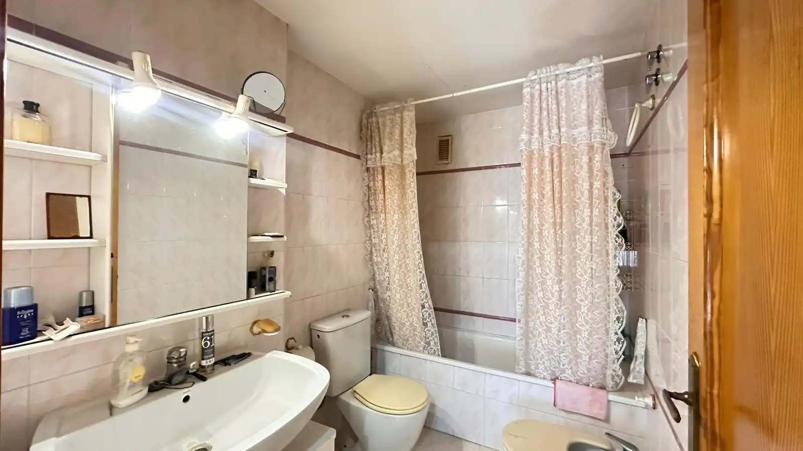 Bathroom of Flat for sale in Massalavés  with Air Conditioner