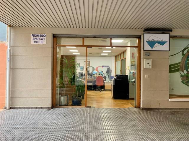 Local comercial en Venta en N/A en San Antón