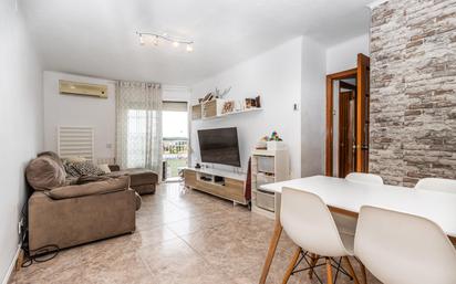 Sala d'estar de Pis en venda en Sabadell amb Aire condicionat, Calefacció i Terrassa