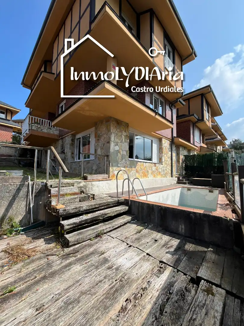 Exterior view of Houses for sale in Castro-Urdiales  with Heating, Private garden and Terrace