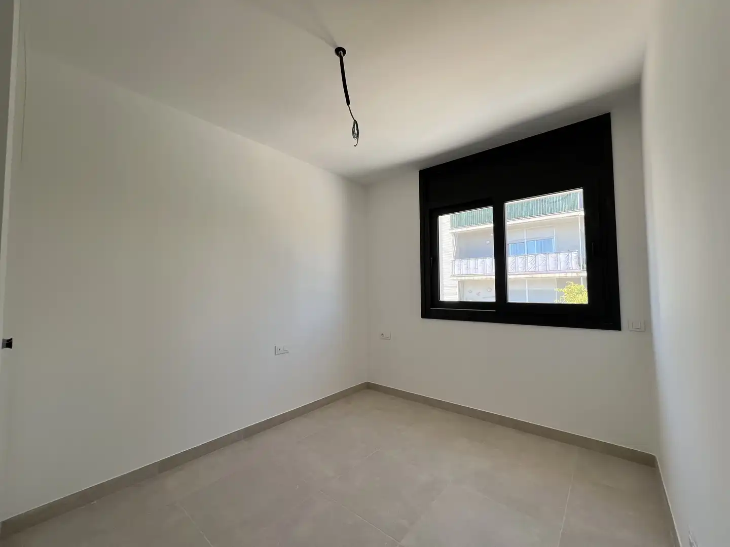 Maison mitoyenne avec terrasse à vendre à SINIES DE LES, imagen 9