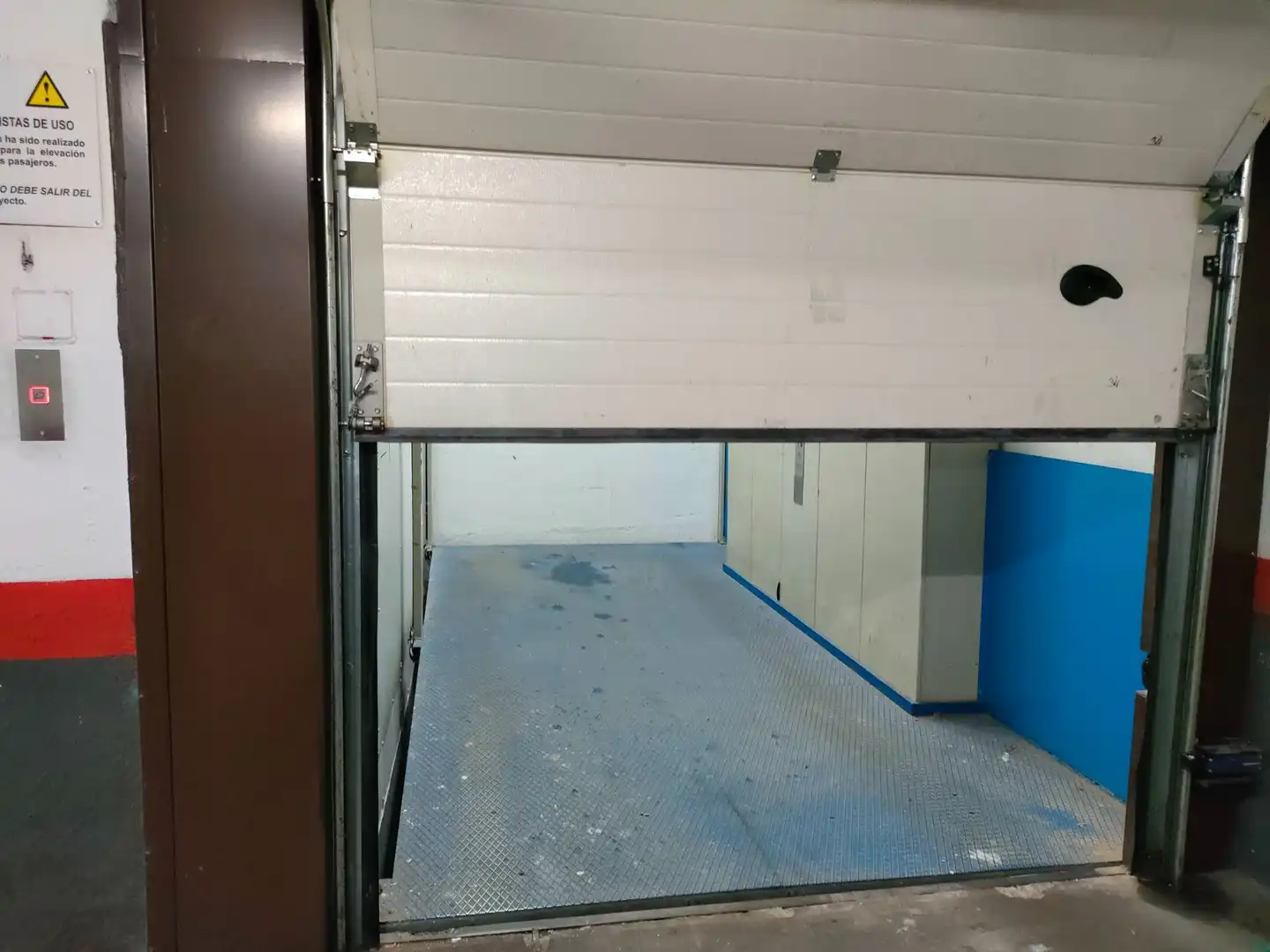 Garage for sale in Madrid