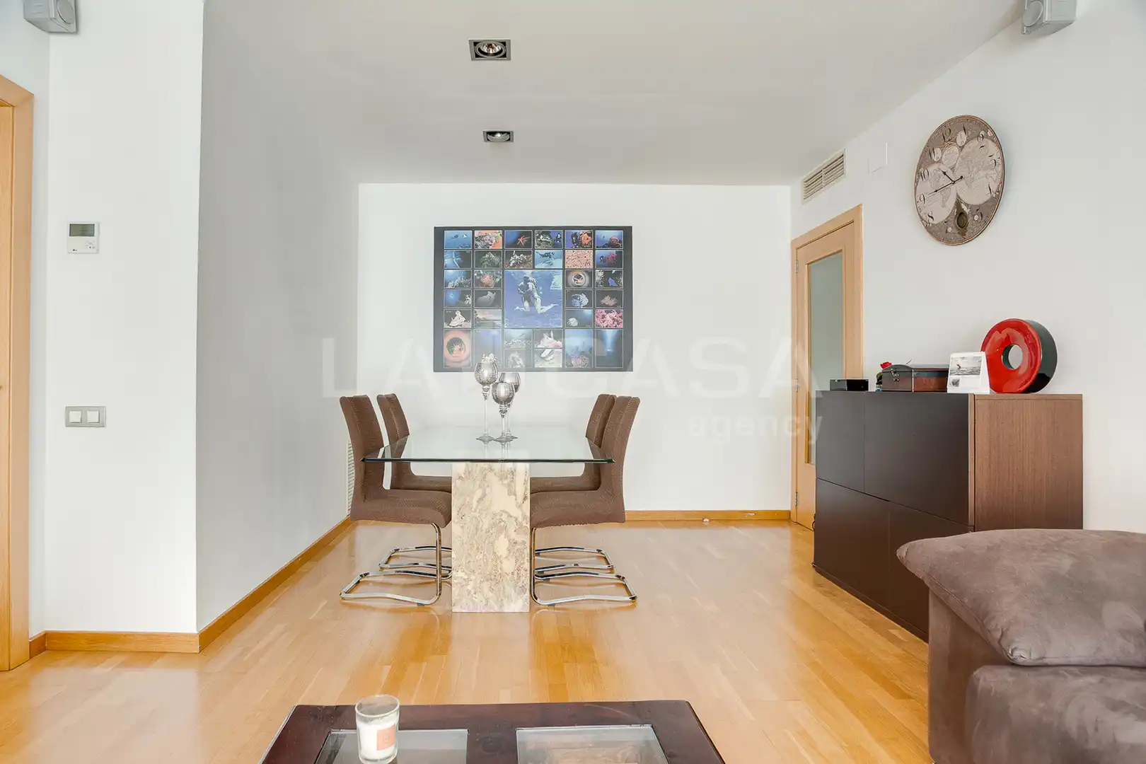 Sala de estar de Piso en venta en Barcelona con Piscina