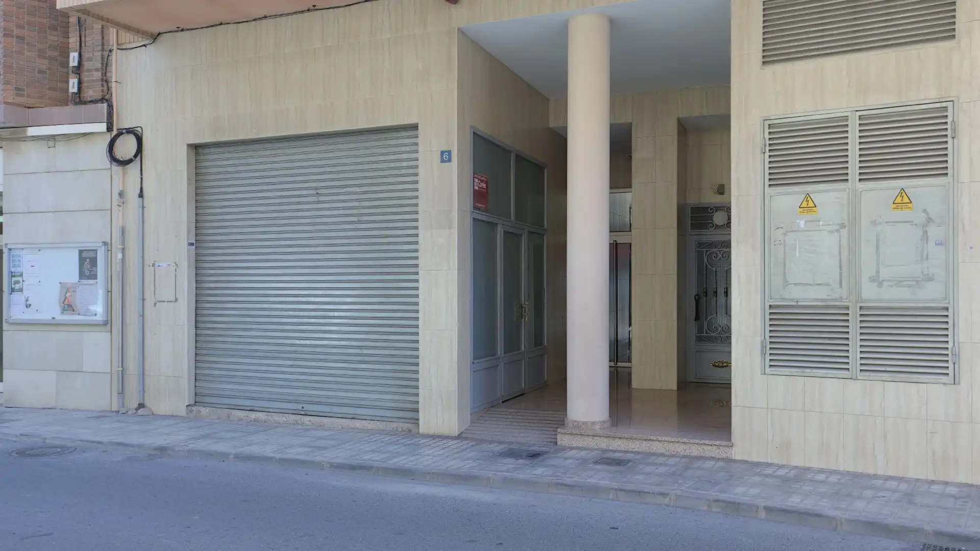 Local de alquiler en C/ ALCOI,, Campoamor