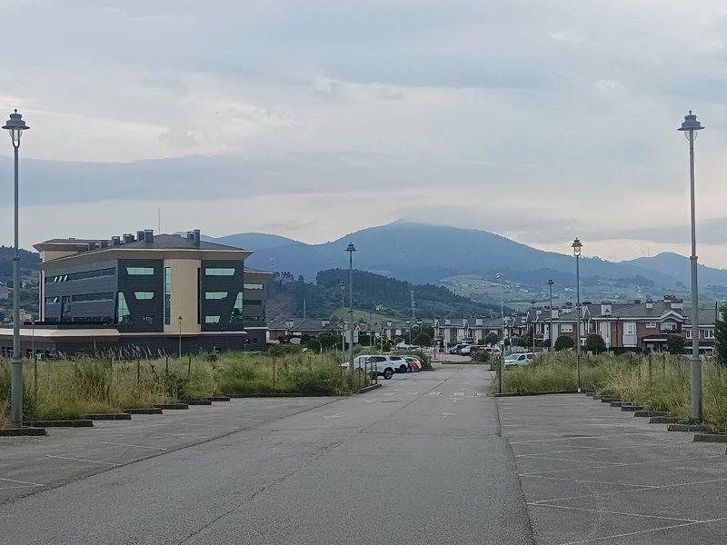 Vista exterior de Residencial en venda en Corvera de Asturias