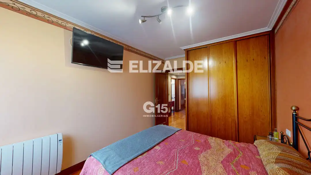 Habitación de Piso en venta en Donostia - San Sebastián  con Calefacción, Terraza y Trastero
