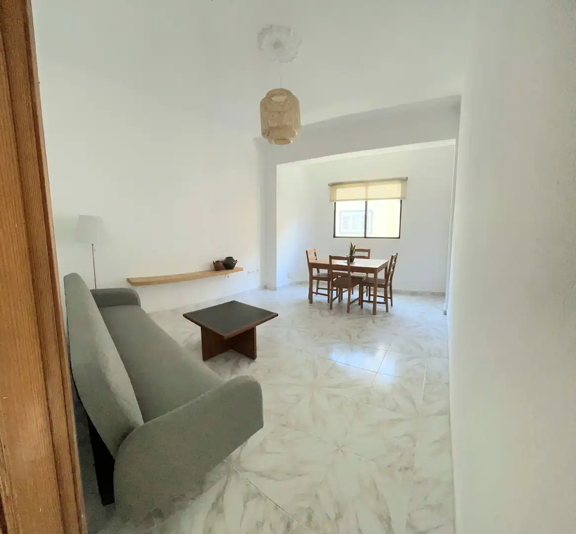 Sala de estar de Apartamento de alquiler en Las Palmas de Gran Canaria con Amueblado y Lavadora