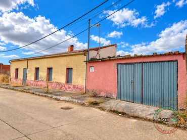 Casa en venda a Sahagún - LG DISEMINADO