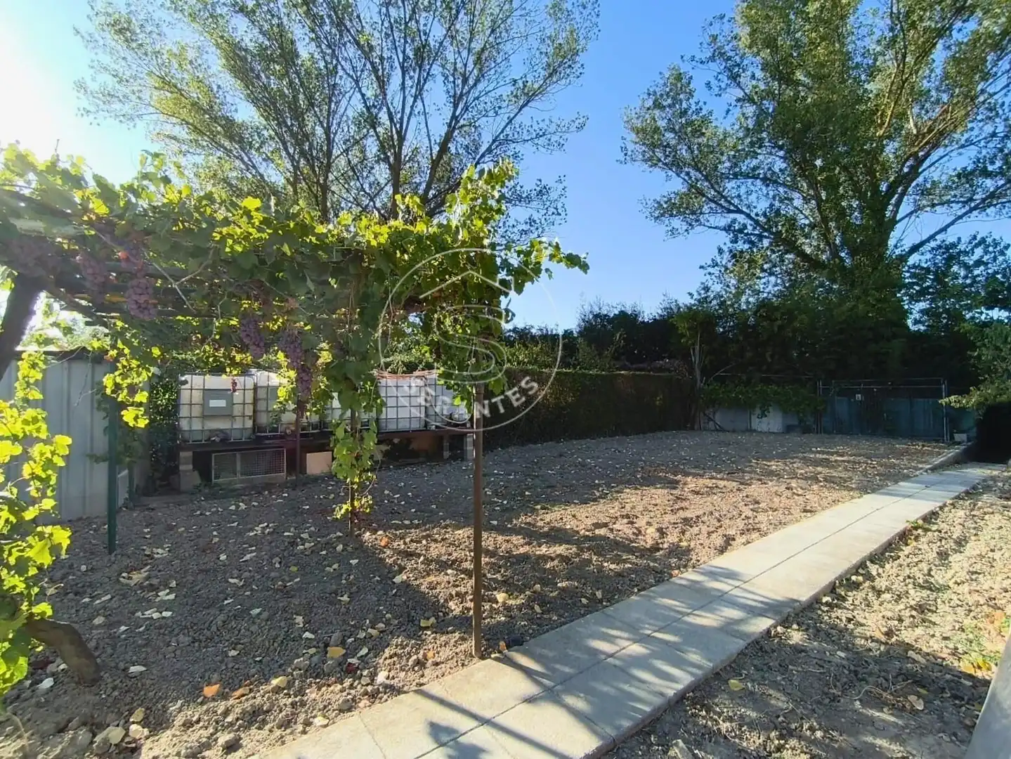 Country house zum Verkauf in Aranguren, Navarra