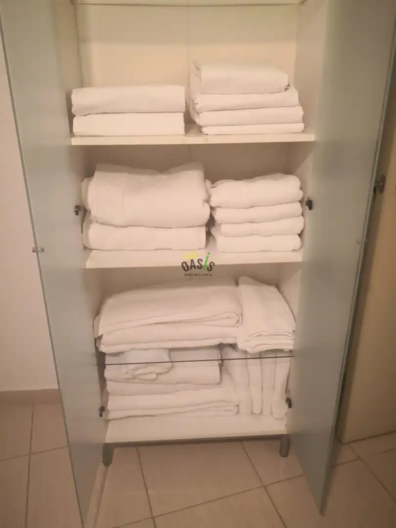 Bany de Pis de lloguer en Santa Cruz de Tenerife amb Moblat