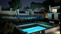 Piscina de Pis en venda en  Madrid Capital amb Aire condicionat, Calefacció i Terrassa