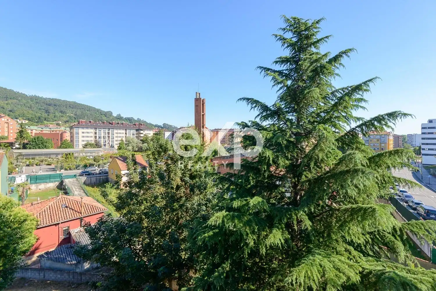 Exterior view of Flat for sale in Oviedo   with Heating, Storage room and Furnished