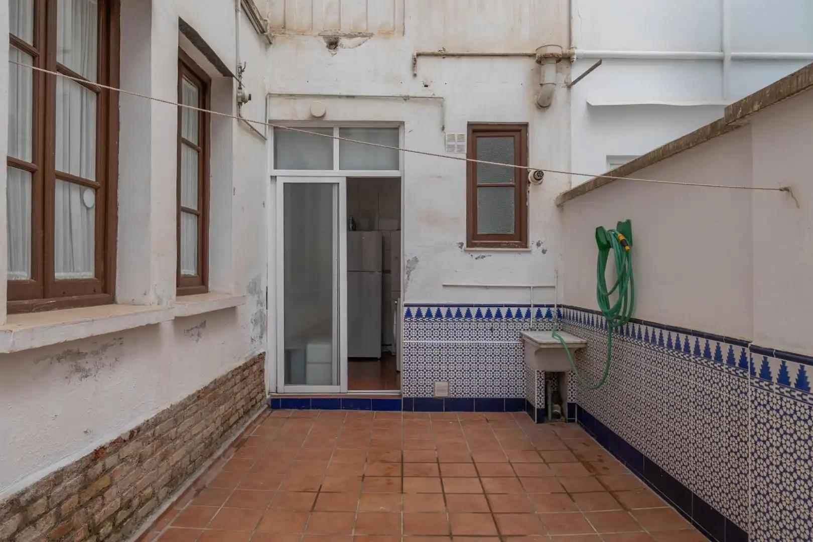Terrace of Flat for share in Granada  with Heating and Furnished
