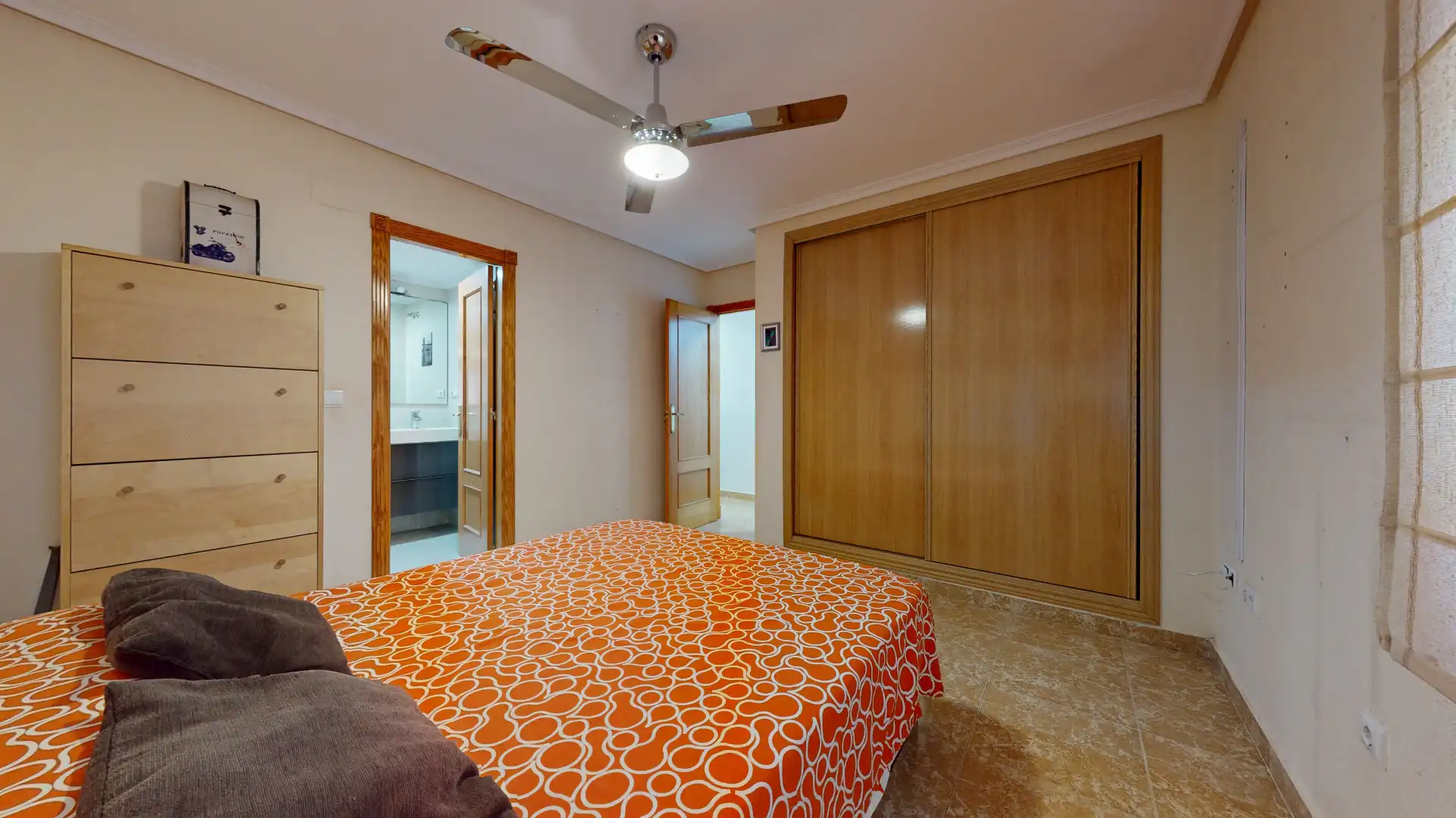 Habitación de Piso en venta en Mutxamel con Aire acondicionado, Trastero y Alarma