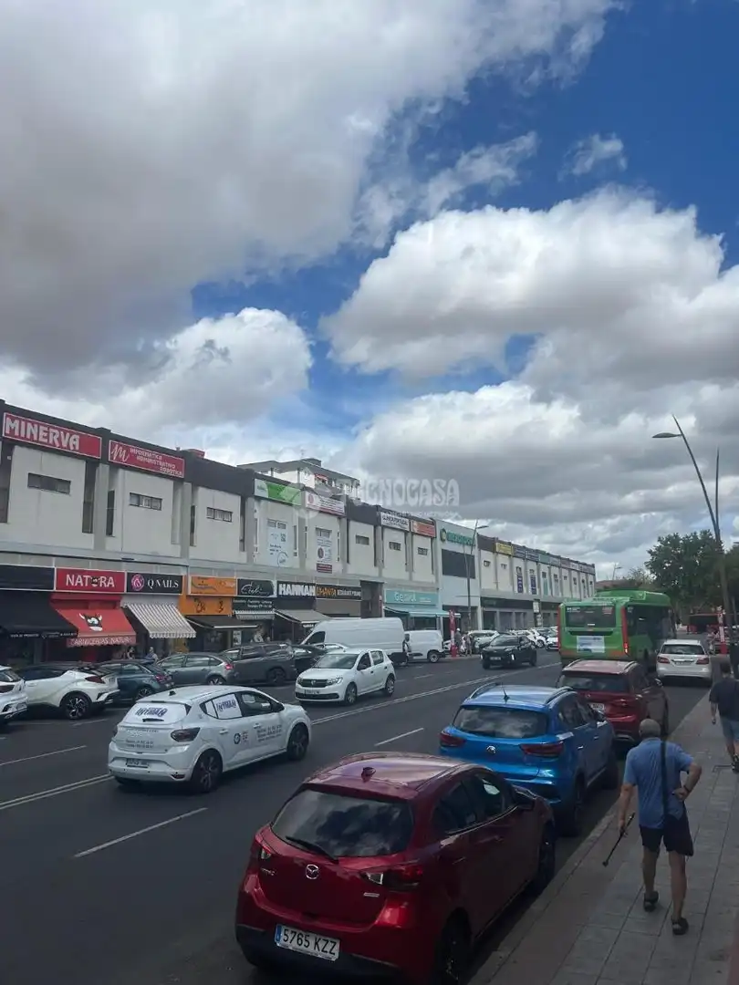 Vista exterior de Piso en venta en Fuenlabrada