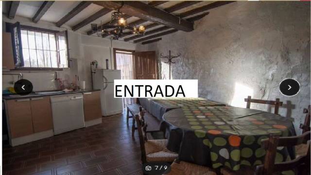 Local comercial en Venta en Hornos de Moncalvillo