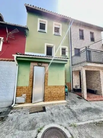 Casa adosada en venda a PIEZAS,LAS, 55, San Pedro - Siana
