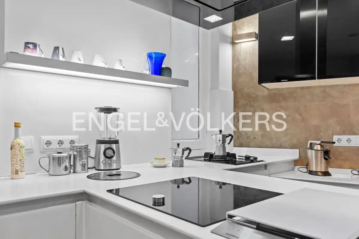 Cocina de Piso en venta en León Capital  con Calefacción y Balcón