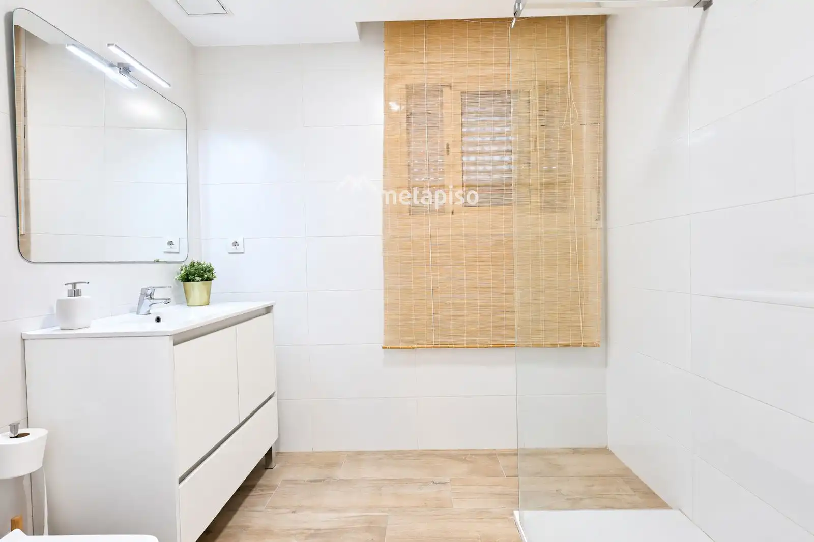 Badezimmer von Wohnung zum Verkauf in Coma-ruga platja