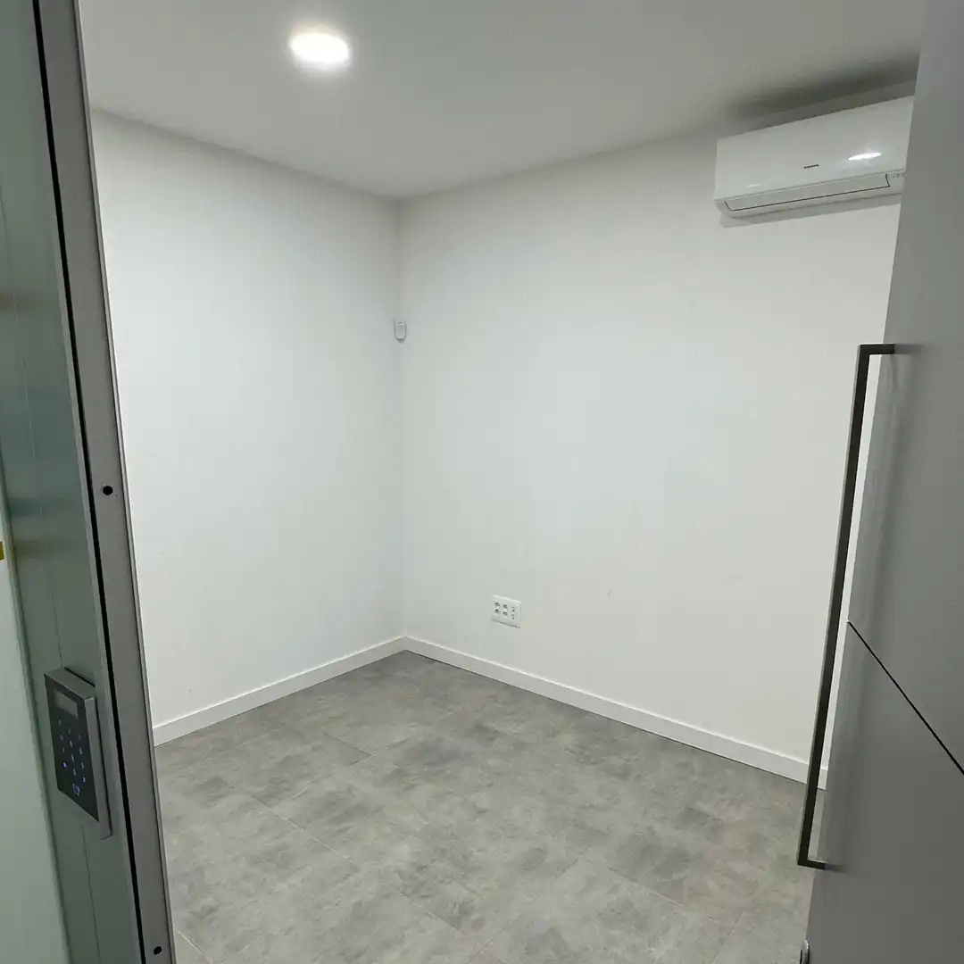 Büro zur Miete in Telde mit Klimaanlage, Heizung und Internet
