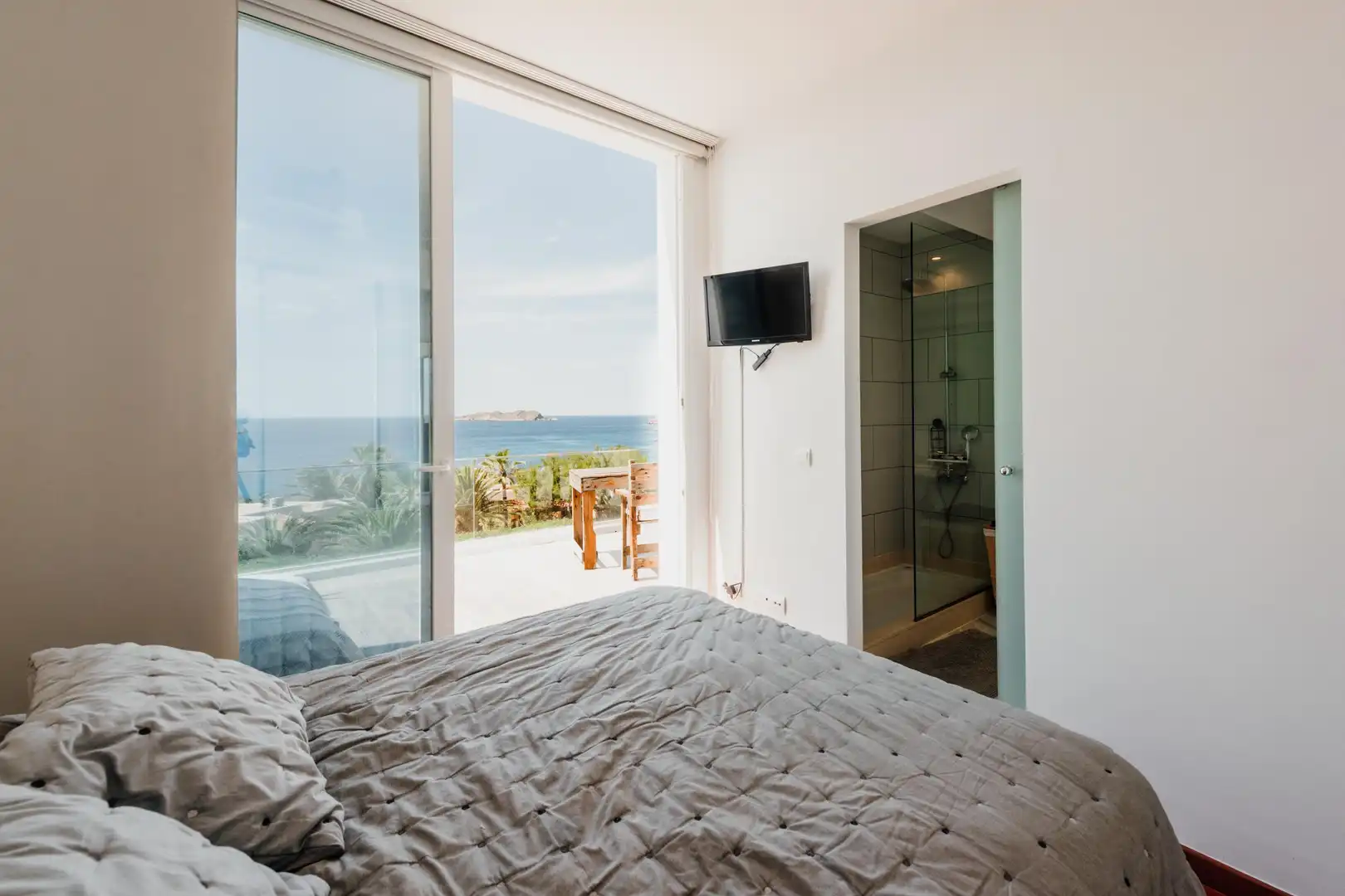 Casa aparellada amb terrassa en venda a Cala Vedella-Cala Tarida, imagen 7