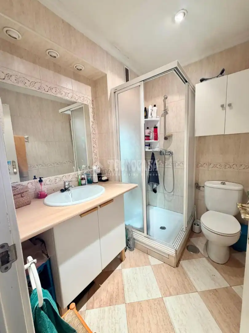 Baño de Piso en venta en Madrid con Parquet y Balcón