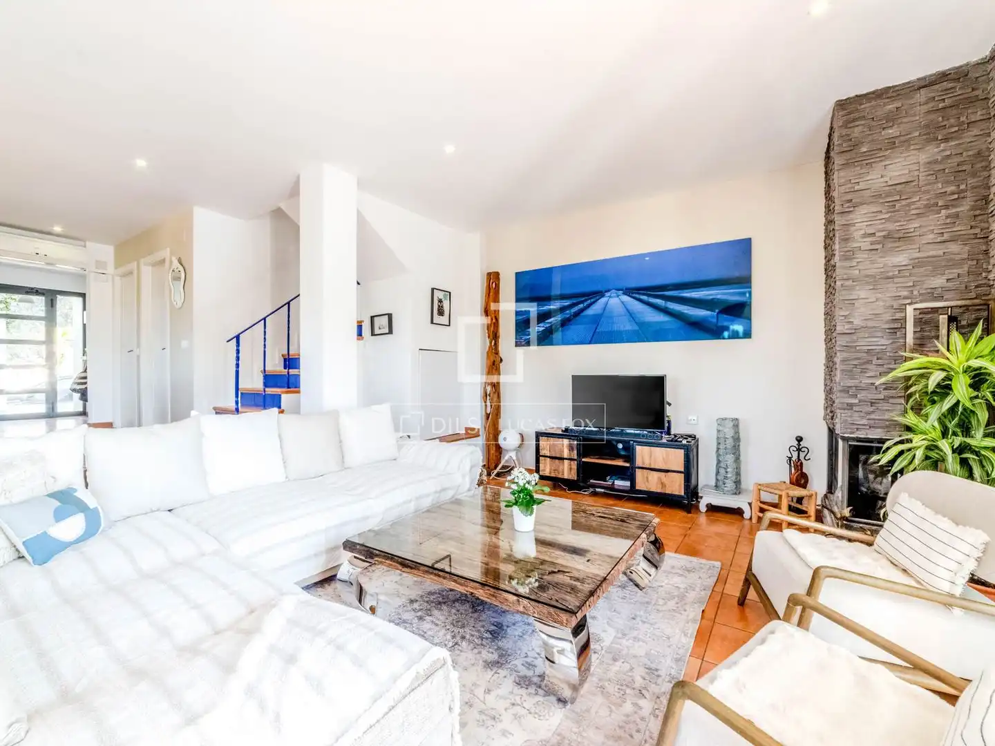 Sala d'estar de Casa o xalet en venda en Sant Pere de Ribes amb Aire condicionat, Jardí privat i Terrassa