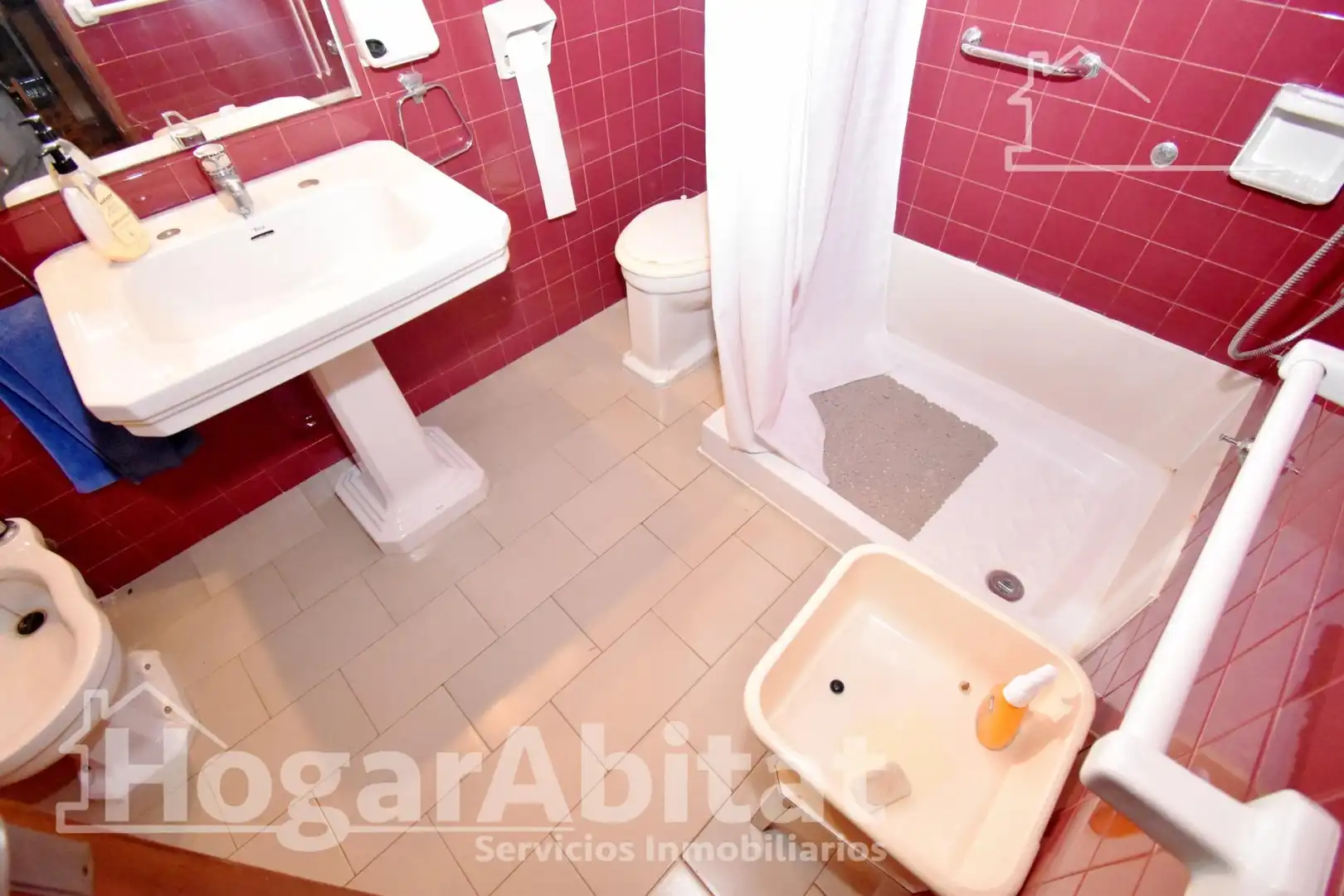 Bany de Casa o xalet en venda en Almazora / Almassora amb Aire condicionat, Calefacció i Terrassa