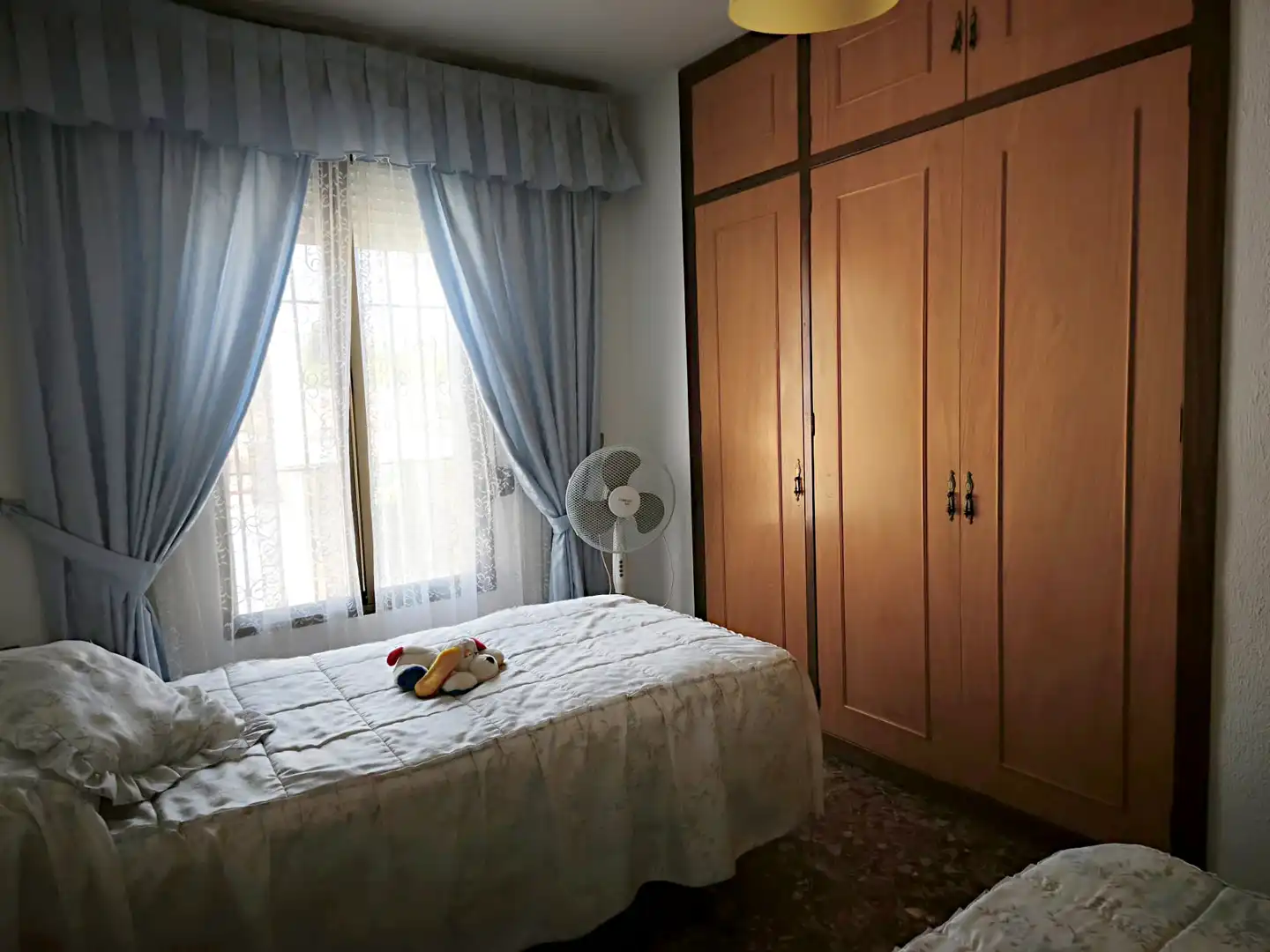 Habitación de Casa adosada en venta en Málaga con Aire acondicionado, Terraza y Amueblado