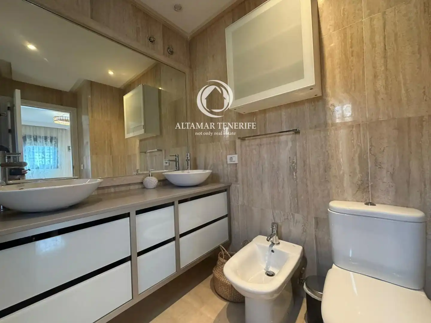 Badezimmer von Einfamilien-Reihenhaus zur Miete in Adeje mit Klimaanlage, Terrasse und Abstellraum