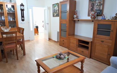 Living room of Flat for sale in  Granada Capital  with Air Conditioner