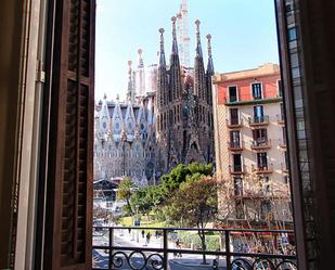 Exterior view of Apartment to rent in  Barcelona Capital  with Air Conditioner, Heating and Terrace