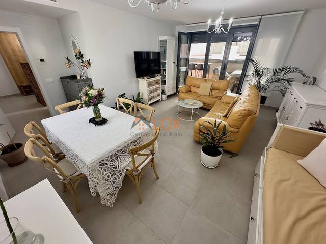 Ático en Venta en Calle Orson Welles en El Tejar - Hacienda Bizcochero