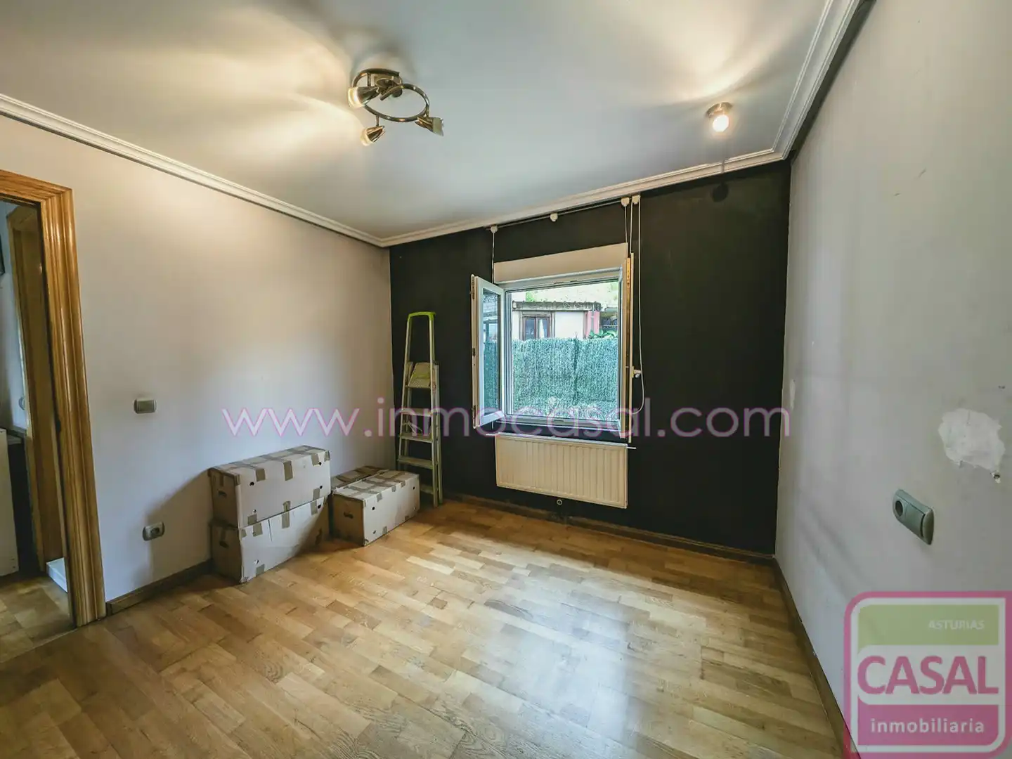 Dormitori de Casa o xalet en venda en Mieres (Asturias) amb Calefacció, Terrassa i Traster