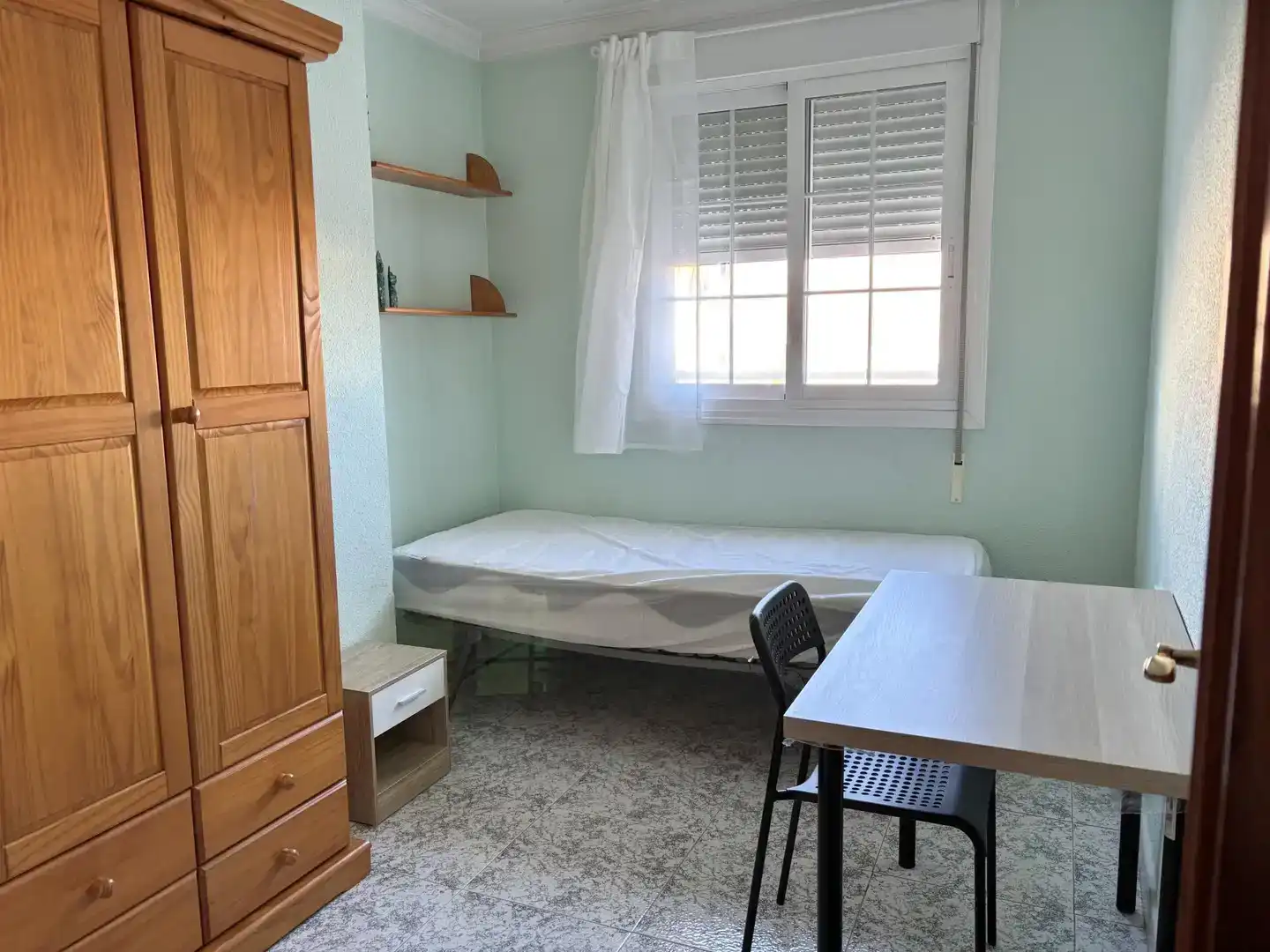 Habitación de Piso para compartir en Carretera de Cádiz