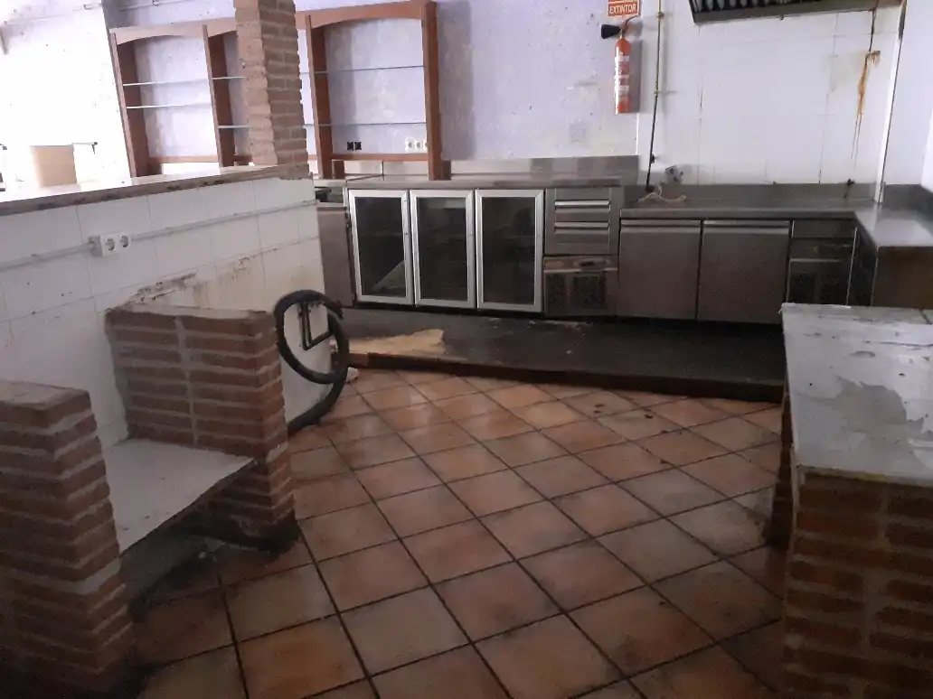 Business premises for sale in C/ Sant Guim de Freixenet, imagen 3