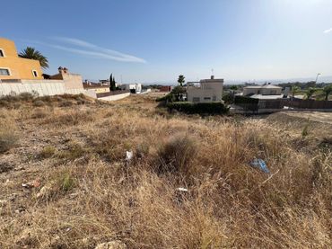 Terreno residenziale in vendita a Urbanizacion el Chorrico IV 6