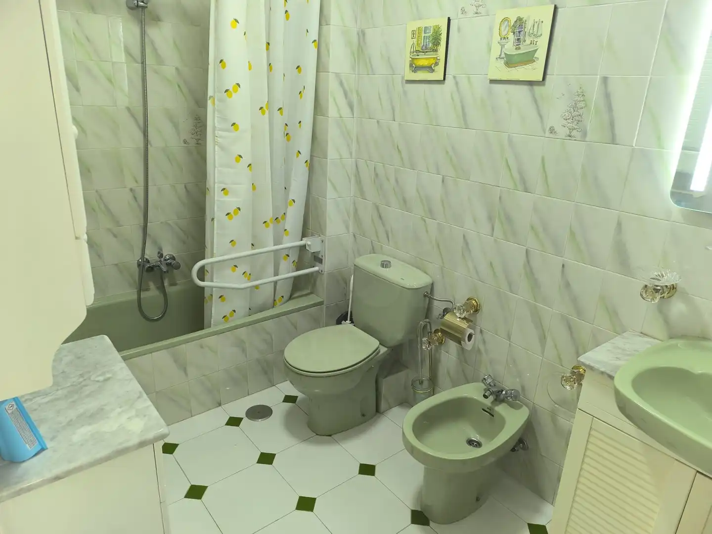 Baño de Piso en venta en Ferrol con Calefacción y Terraza