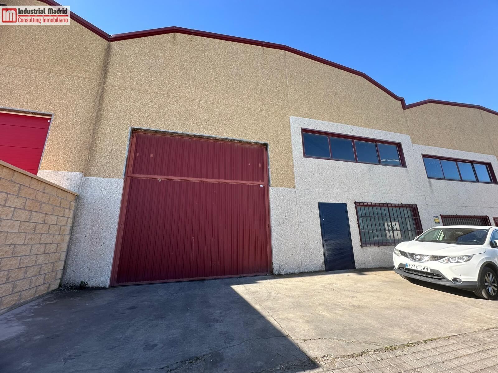 Exterior view of Industrial buildings for sale in Loeches